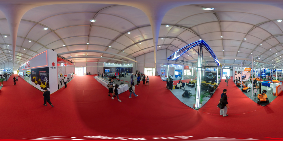 全景抢鲜看！2023世界机器人大会在京盛大开幕，智能浪潮席卷而来